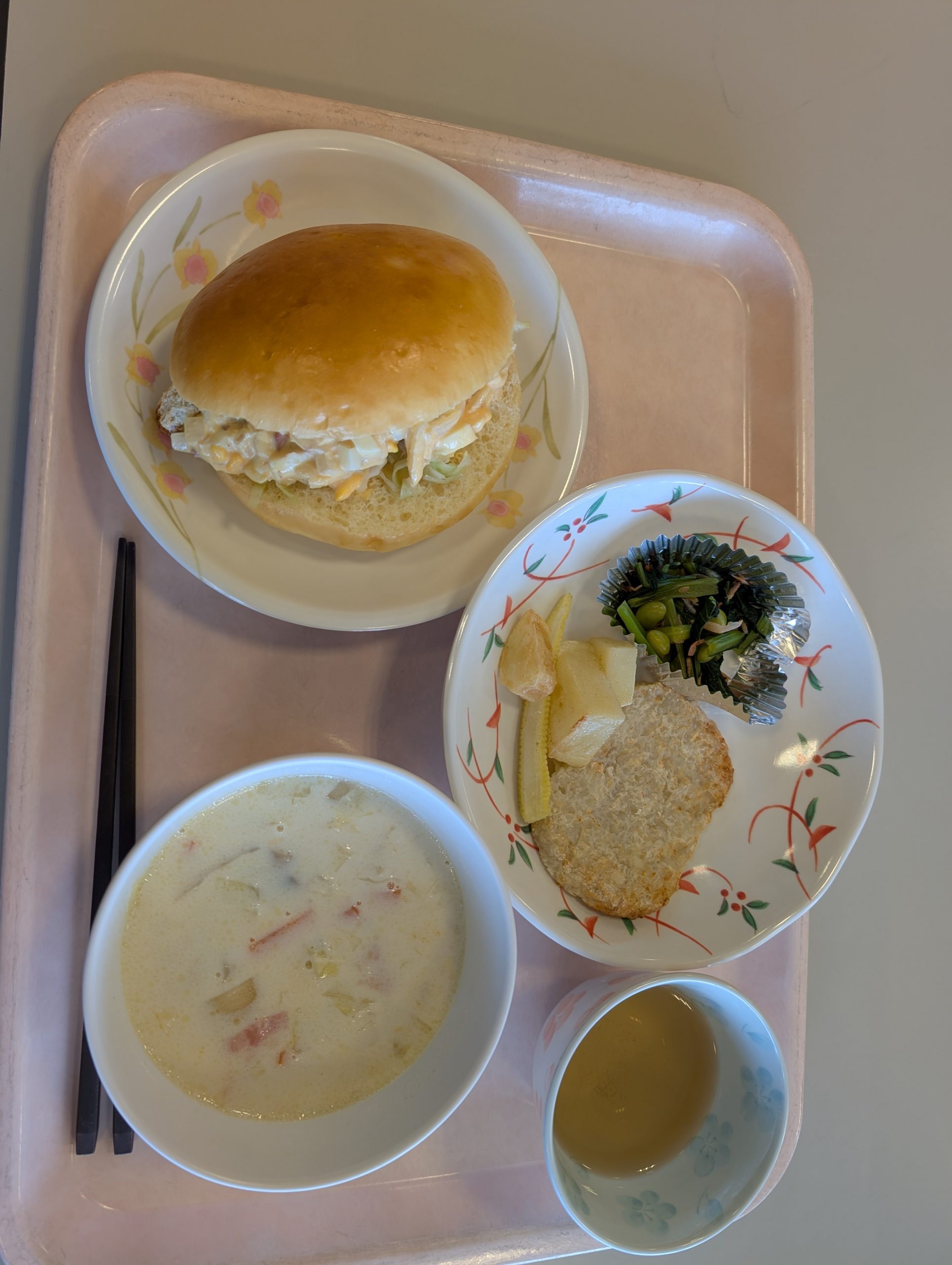 収穫した野菜が給食にでました